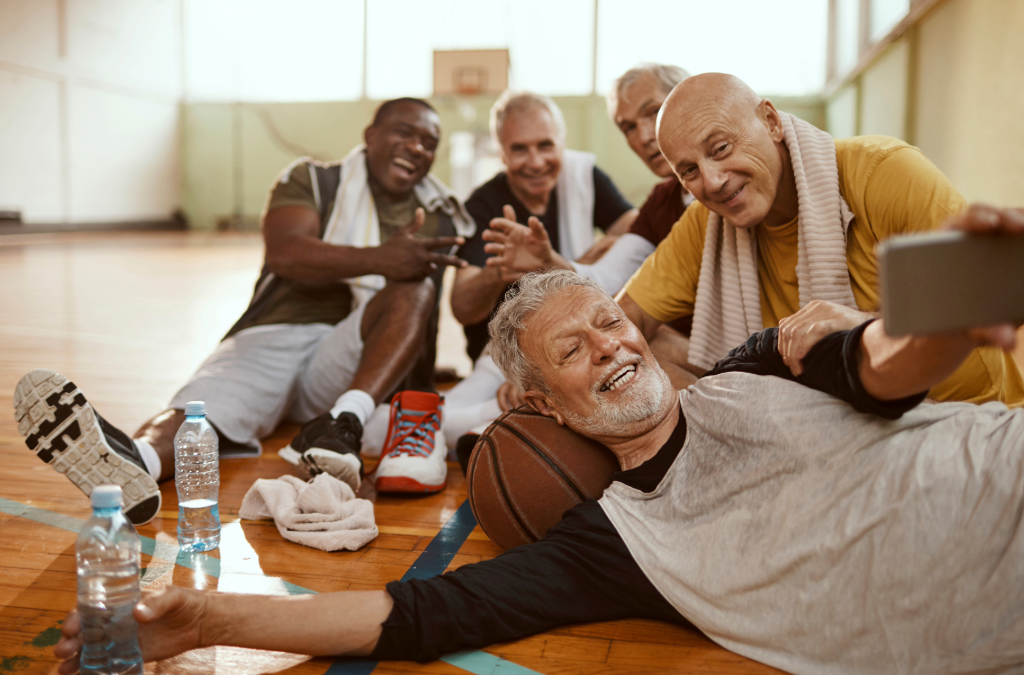 Socializing in Tucson Senior Living